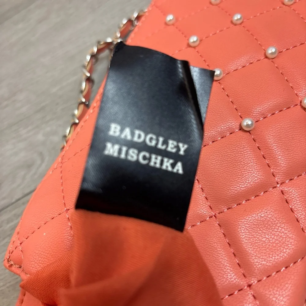 Badgley Mischka Vegan Leather Pearl Phone Case W/Card Holder Coral Crossbody NEW